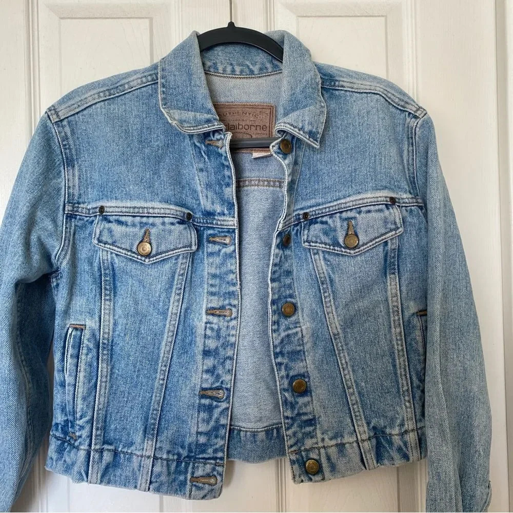 Vintage LIZ CLAIBORNE Light Wash Blue Jean Denim Jacket Size Small - Picture 3 of 7
